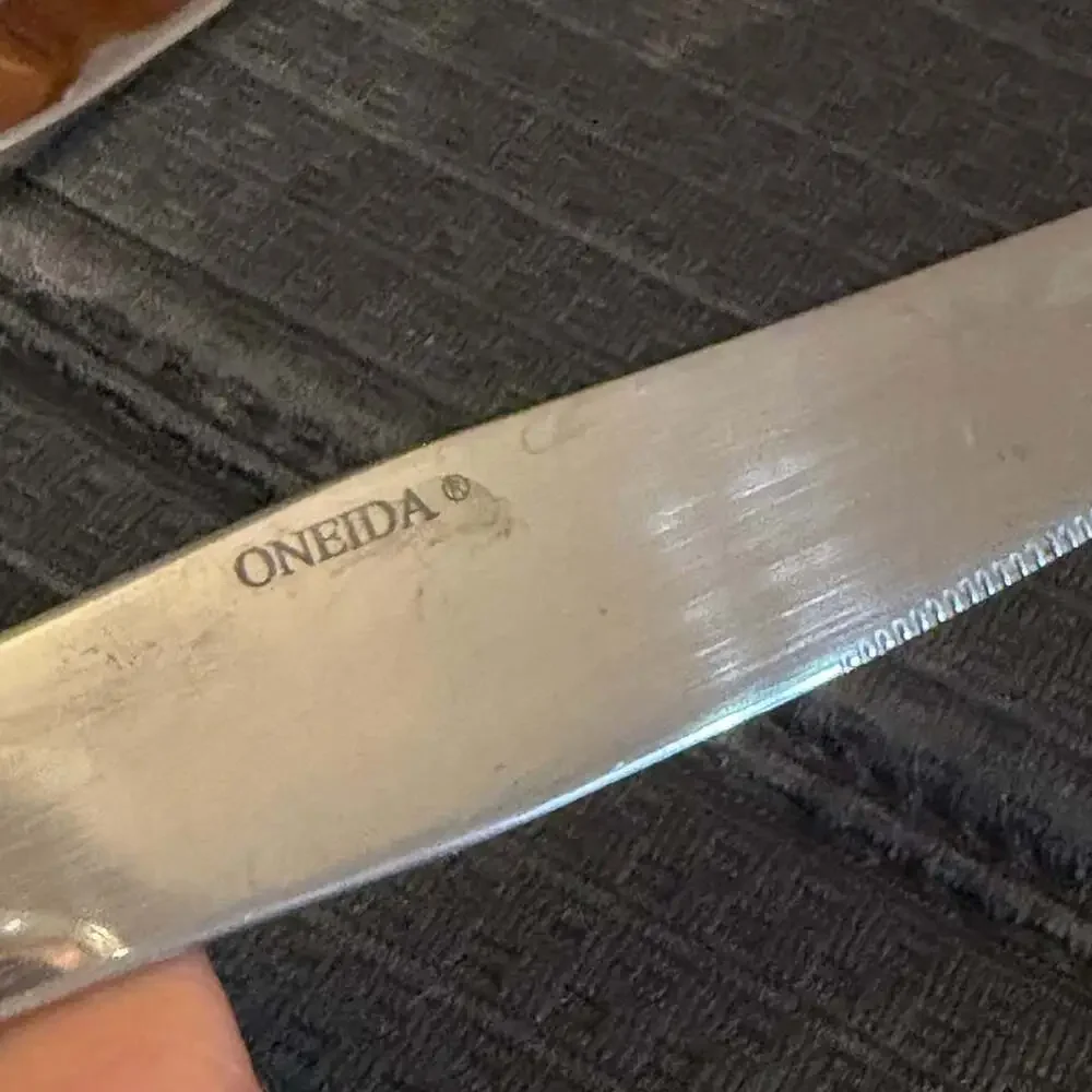 Oneida Michelangelo Dinner Knives Set of 3 Stainless Steel Silverware